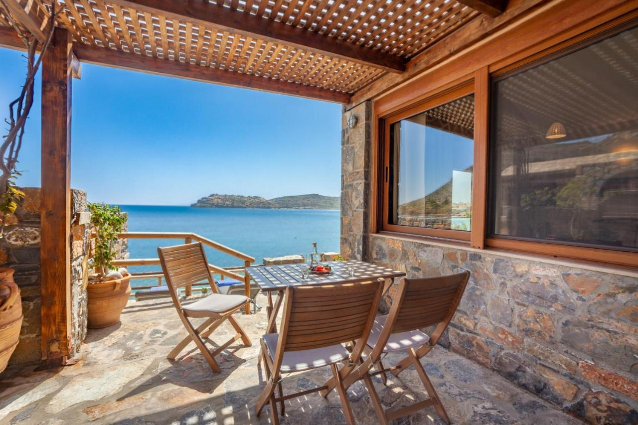 Plaka Beach Cottages Eksteriør billede